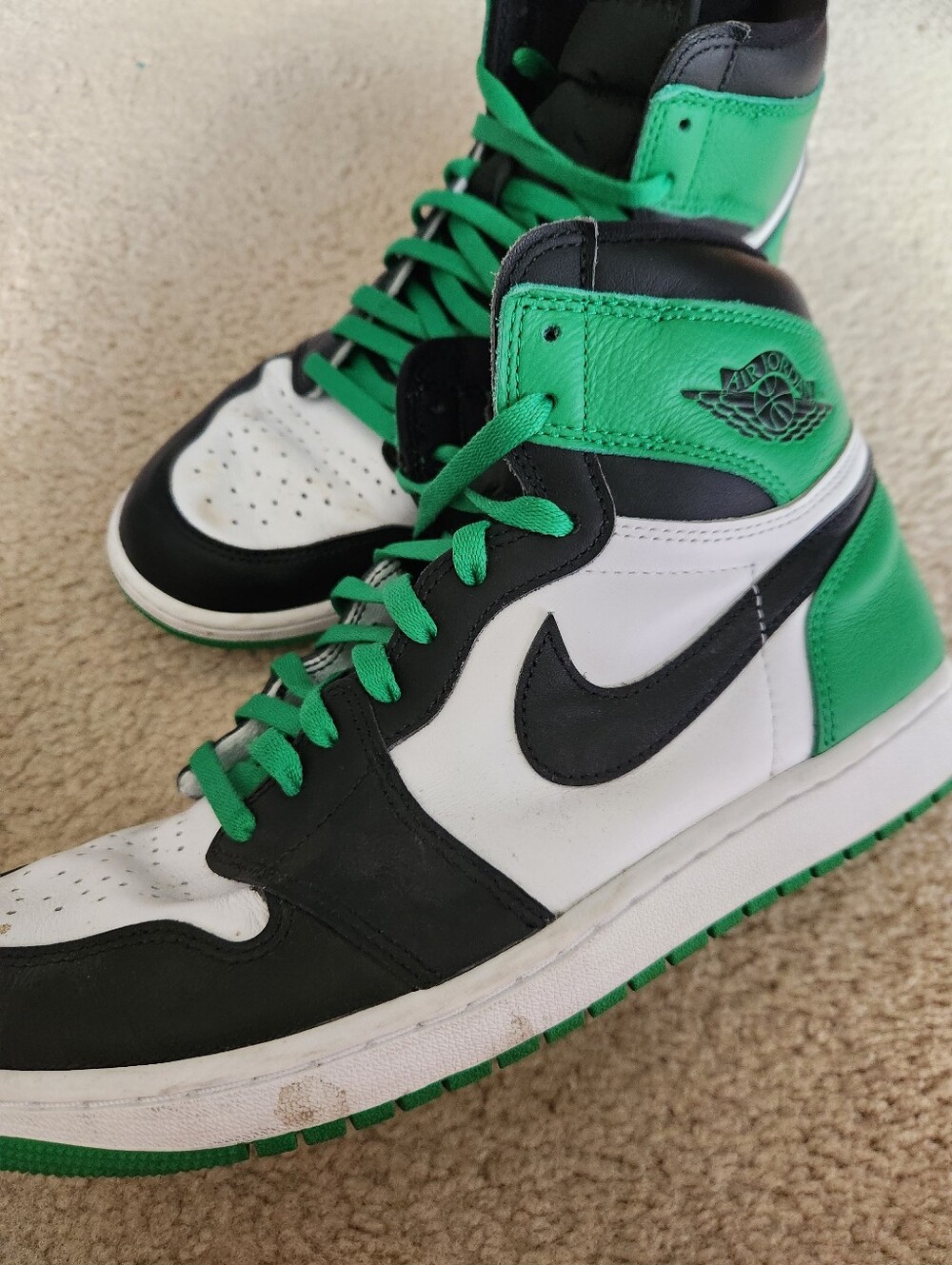 Jordan Retro 1 High OG Lucky Green Size 12